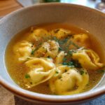 Cappelletti in Brodo