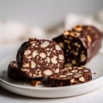 Salame di Cioccolato con Biscotti