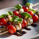 Spiedini Caprese a Tema Natalizio